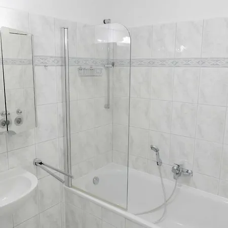 Haus Am Kurpark Morgenitz Apartment